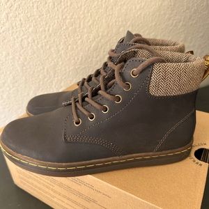 Dr. Martens boots. Maelly. Size 7. Brown. Ankle boot